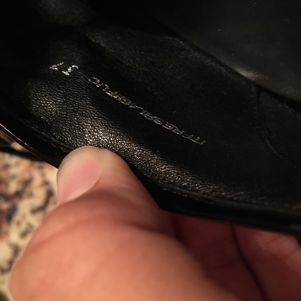 Burberry Black and White Sneakers - Picture 4 of 9
